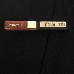 L’Oréal infallible lipstick sample